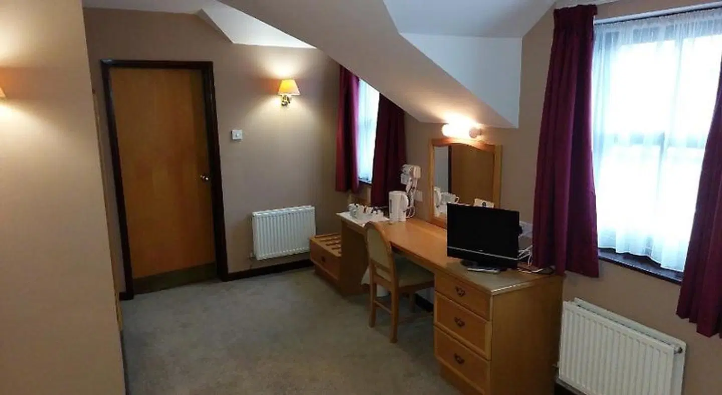 County Lodge & Brasserie Restaurant