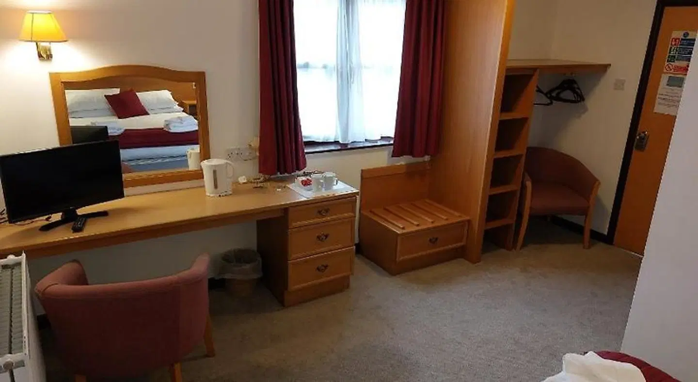 County Lodge & Brasserie ROOM_EXAMPLE