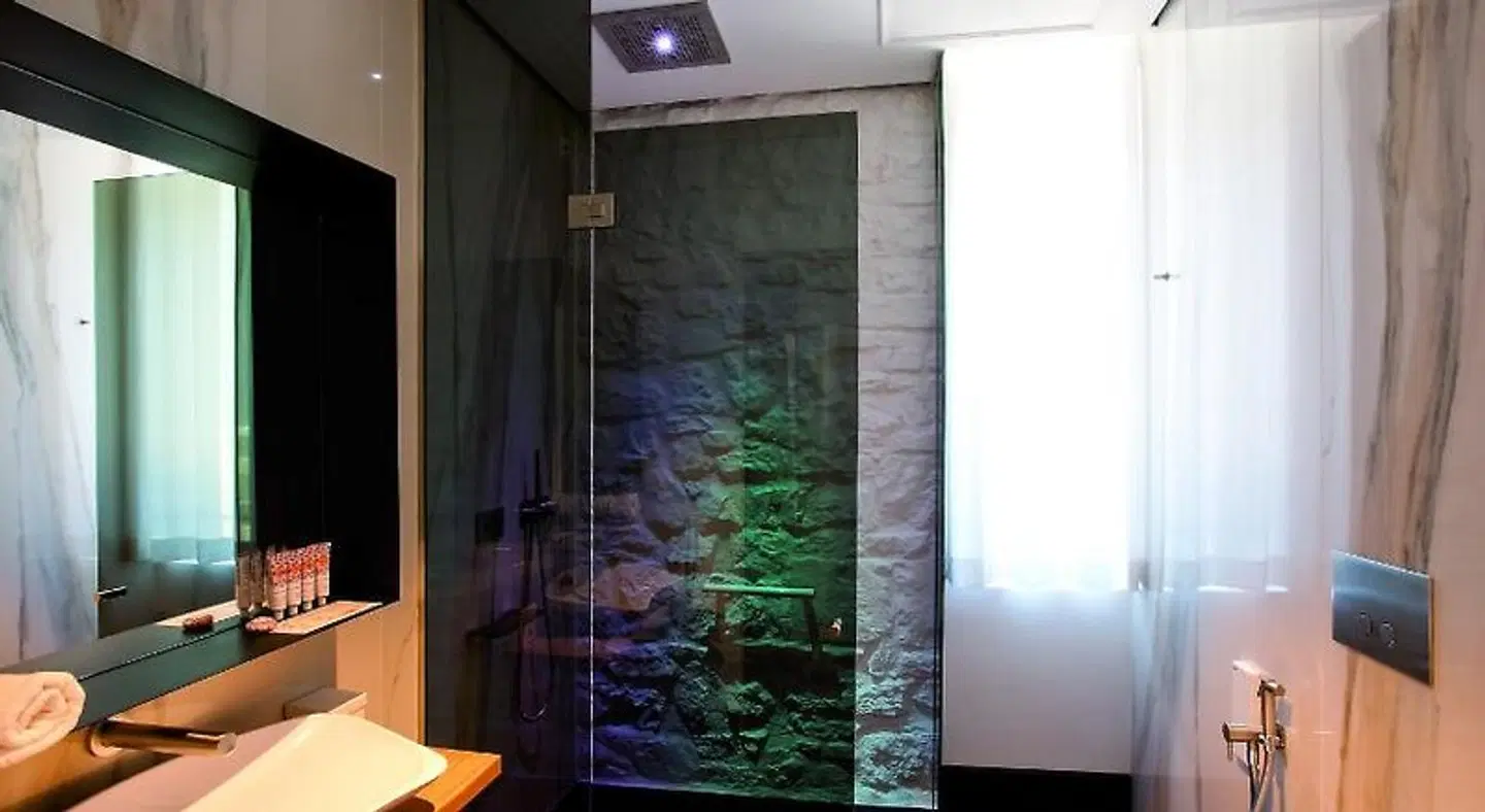 Areadocks Boutique Hotel Badezimmer