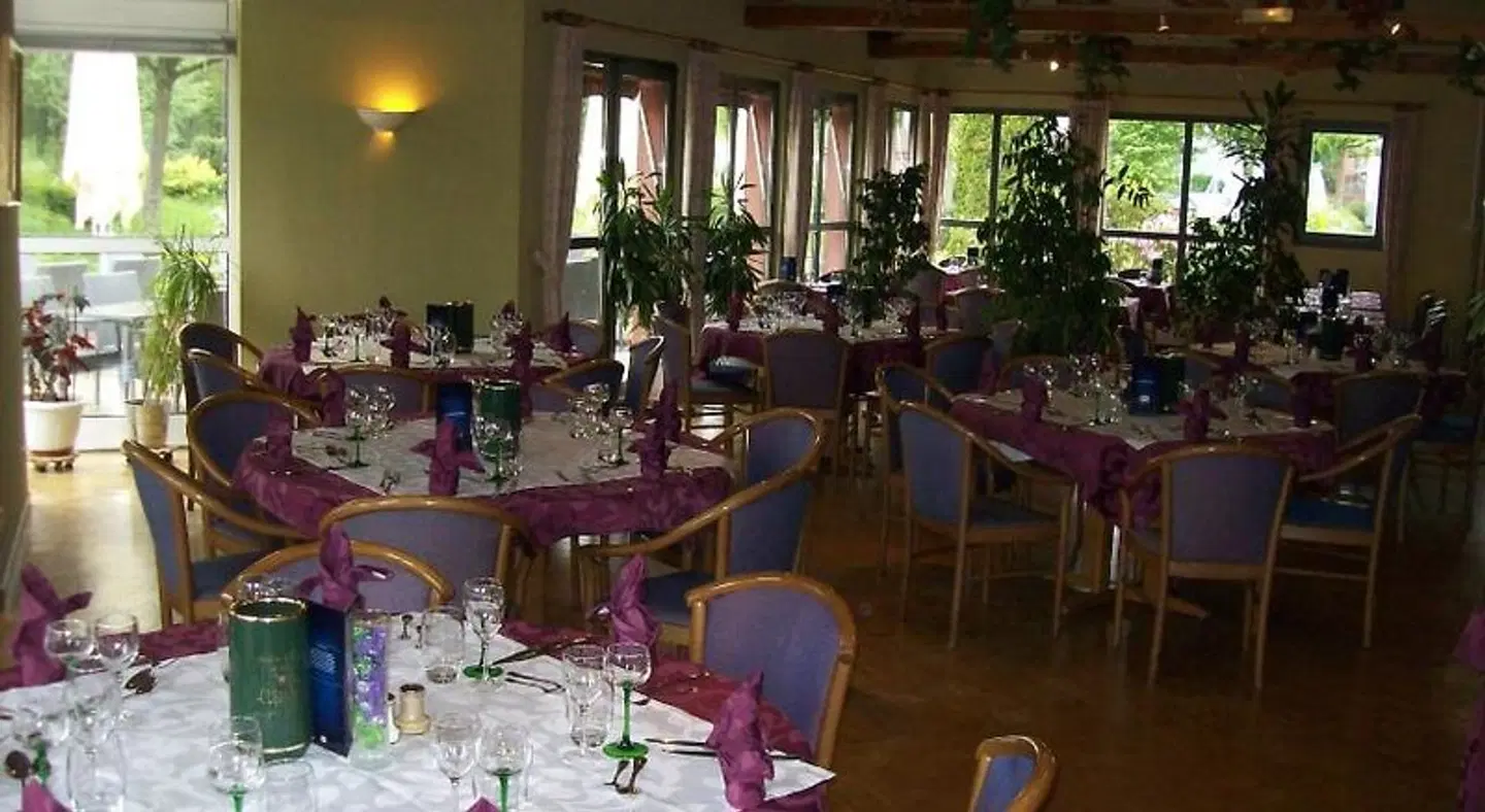 Hotel Restaurant La Tour Romaine - Haguenau - Strasbourg Nord Restaurant
