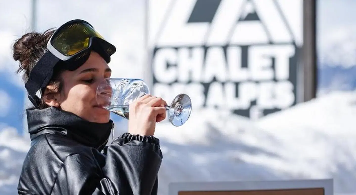 Chalet des Alpes PEOPLE