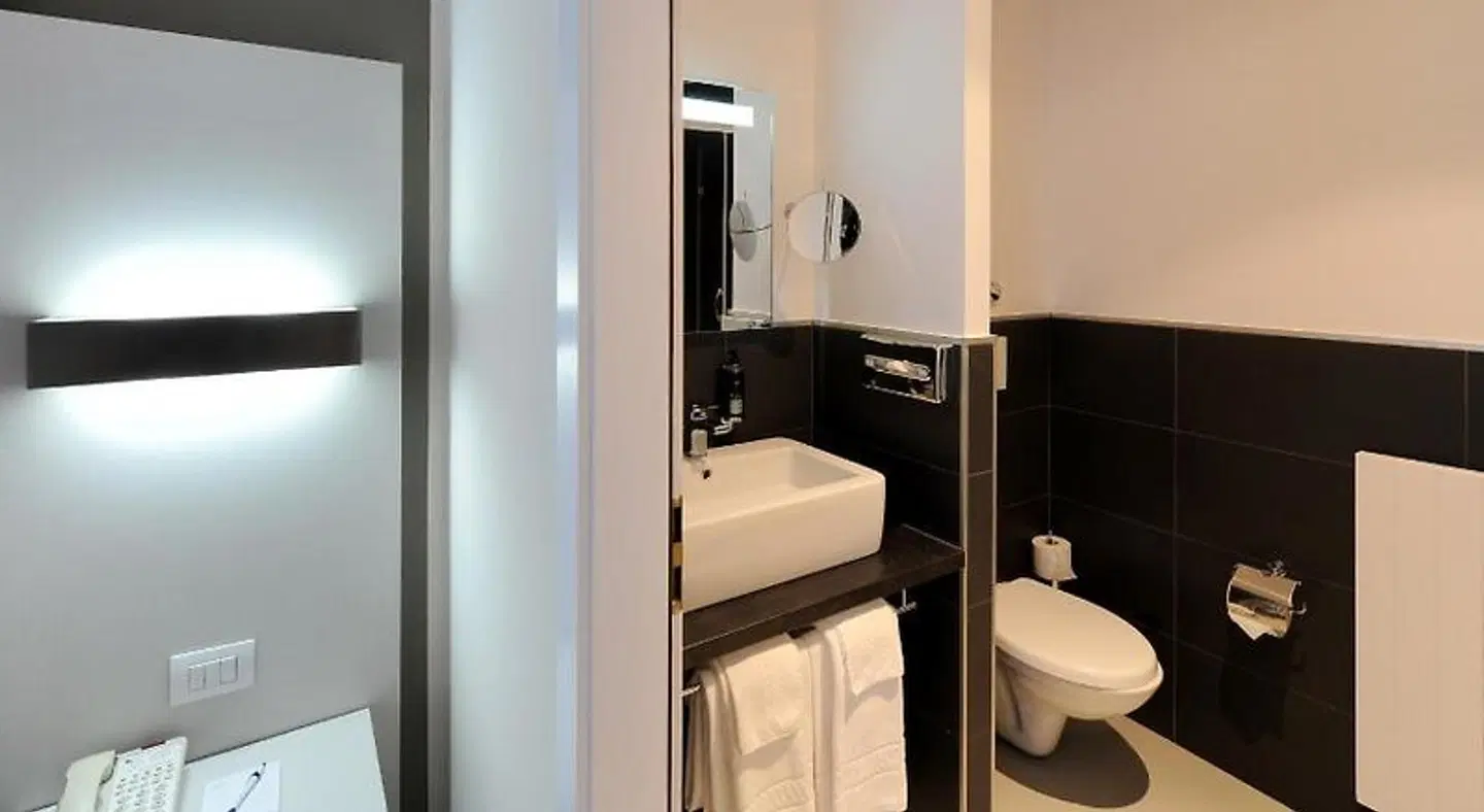 Préalpina Badezimmer