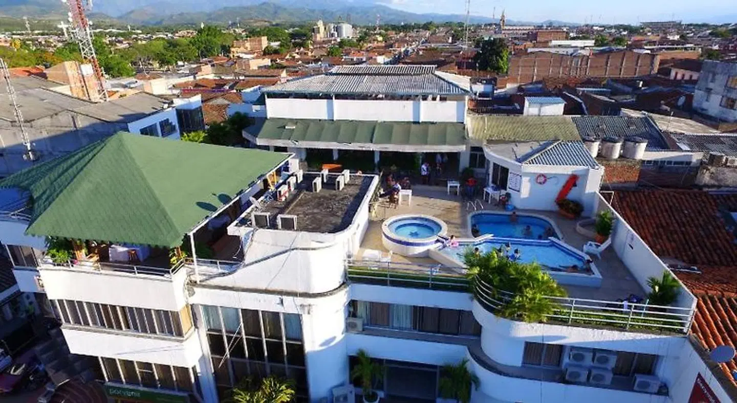 Hotel Cafe Plaza EXTERIOR