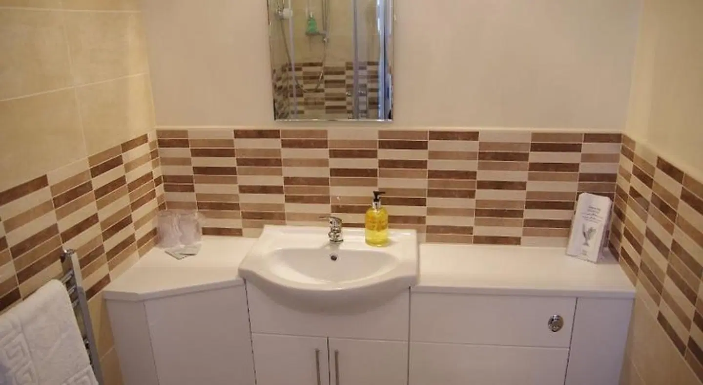 Cedar Lodge HEALTH_BEAUTY