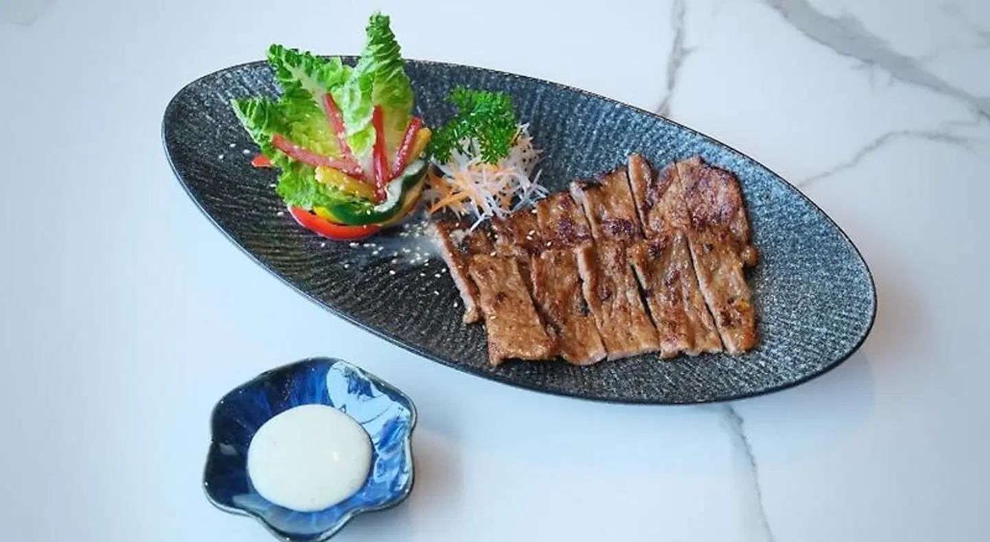 Sari Pan Pacific Jakarta Tiere