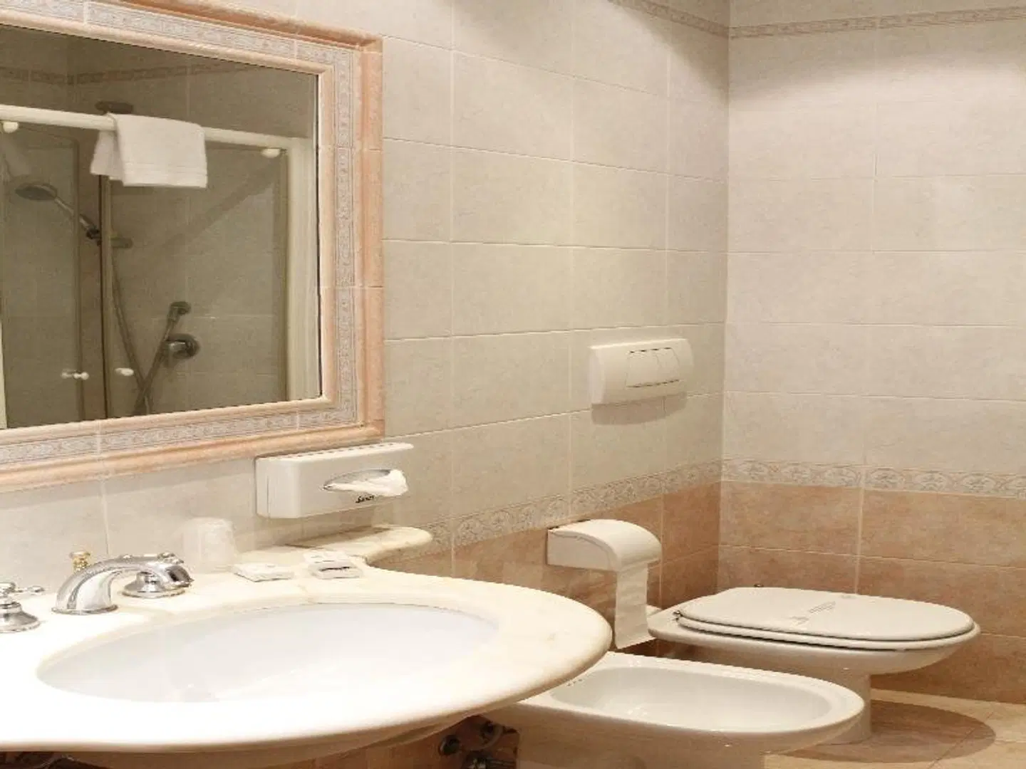 Hotel Pace Helvezia ROOM_EXAMPLE