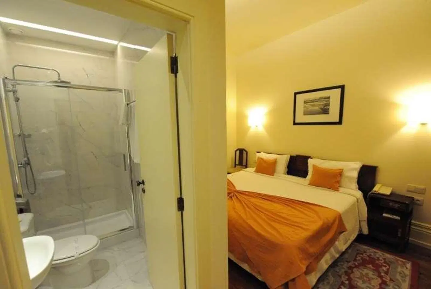 Aliados ROOM_EXAMPLE