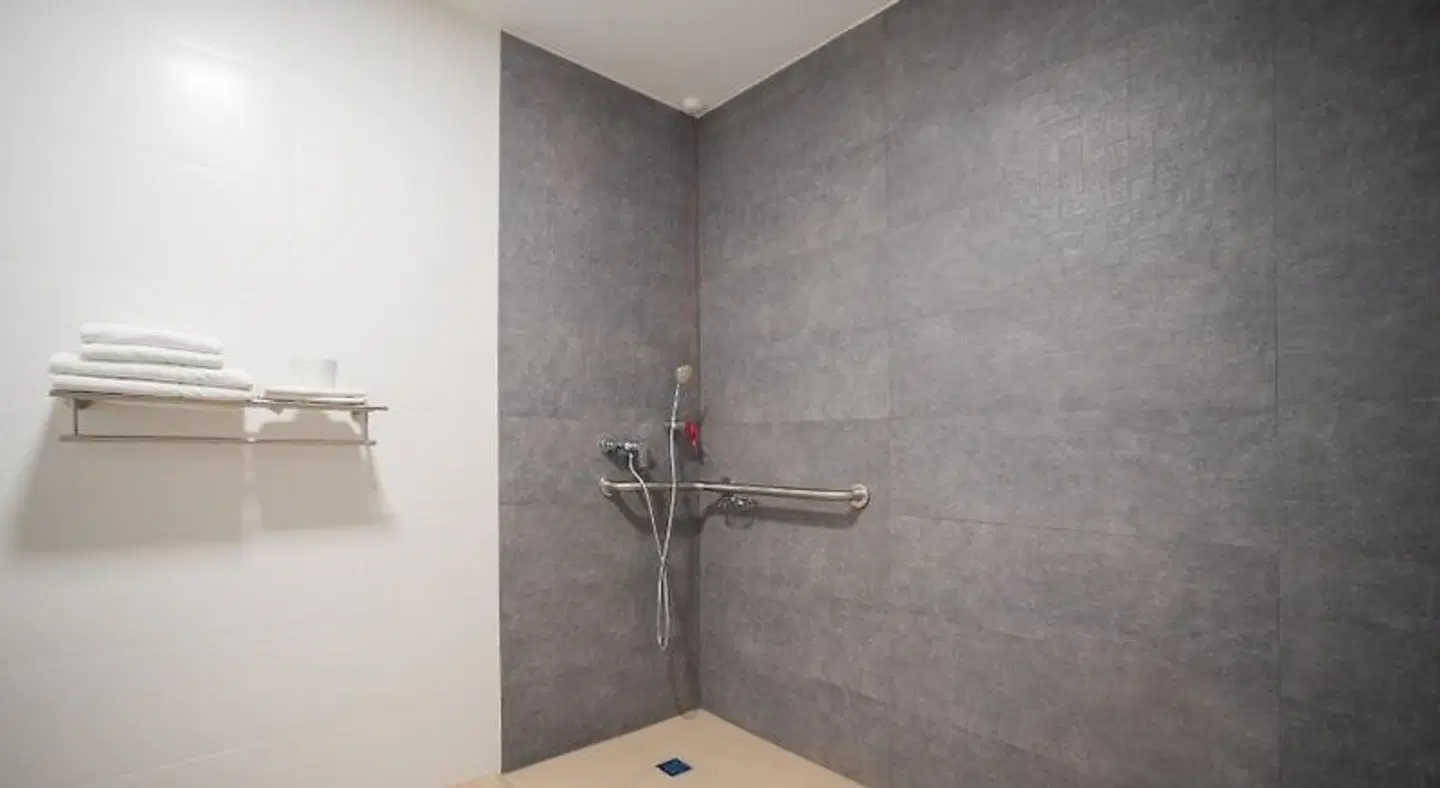 Residencial Canada Badezimmer