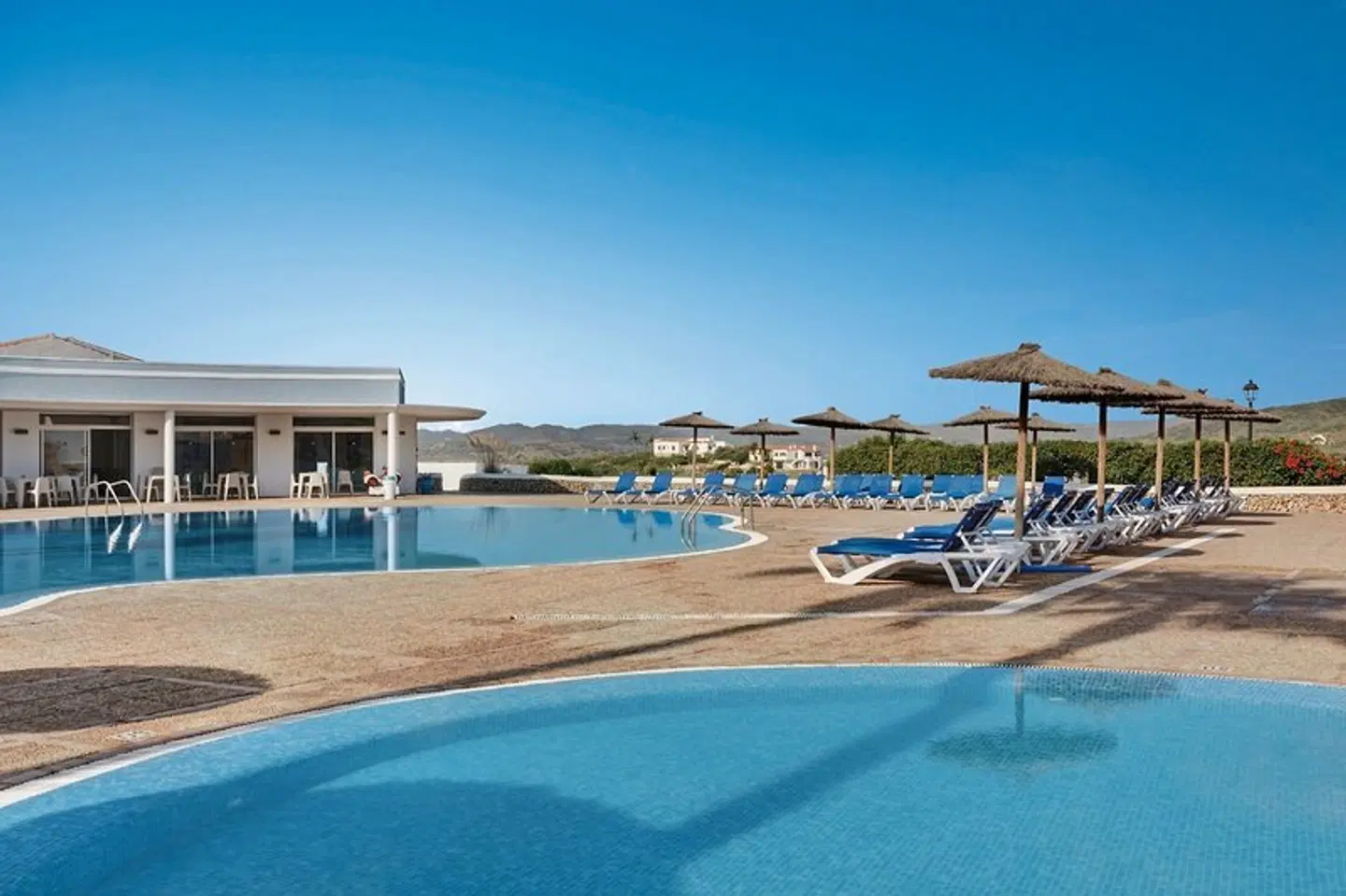 TRH Tirant Playa OUTDOOR_POOL