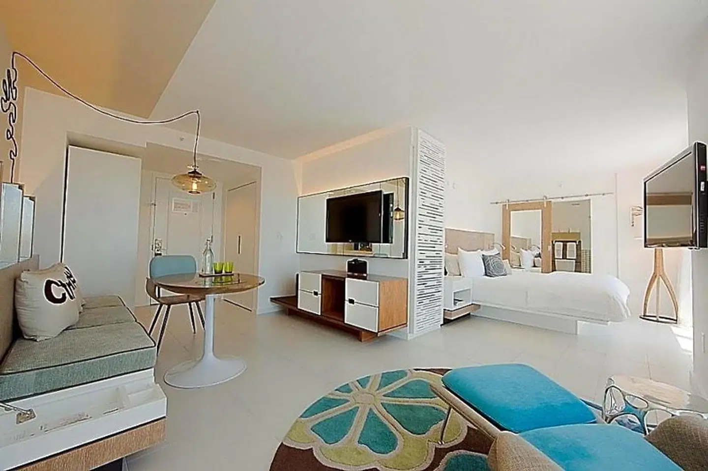 Royal Palm South Beach Miami, a Tribute Portfolio Resort ROOM_EXAMPLE