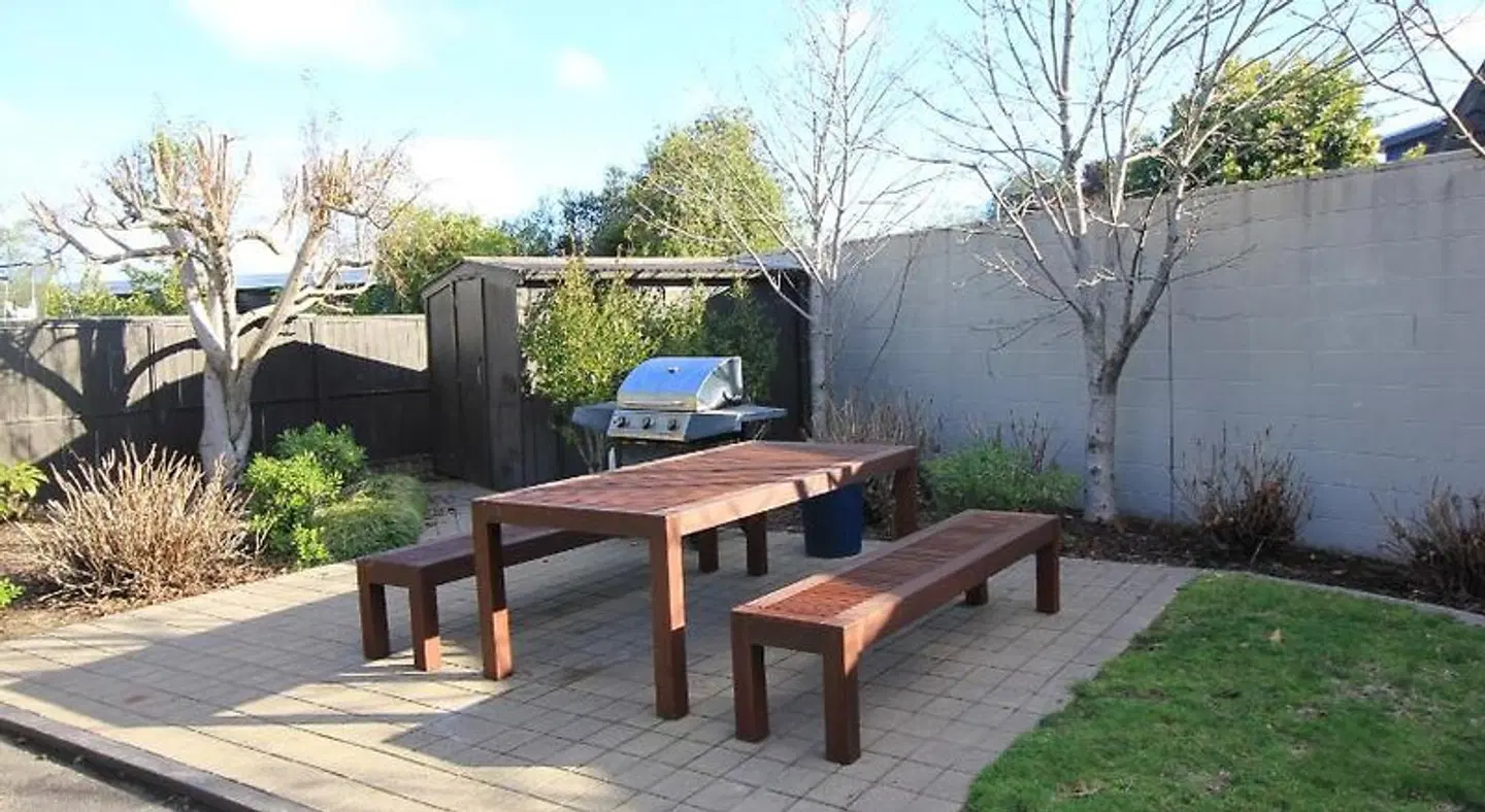 Alpine Lake Motor Lodge Terrasse