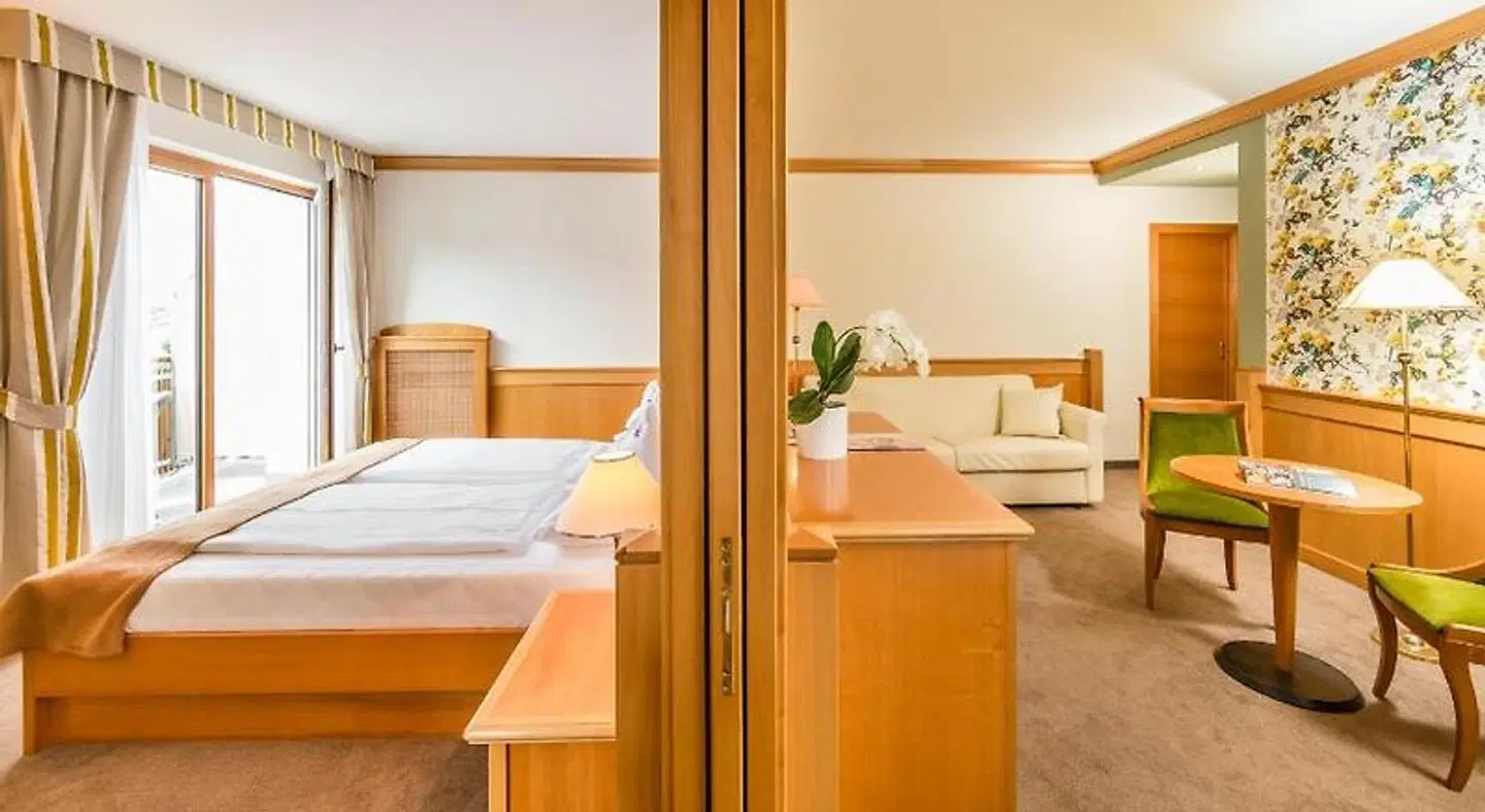 Muchele ROOM_EXAMPLE