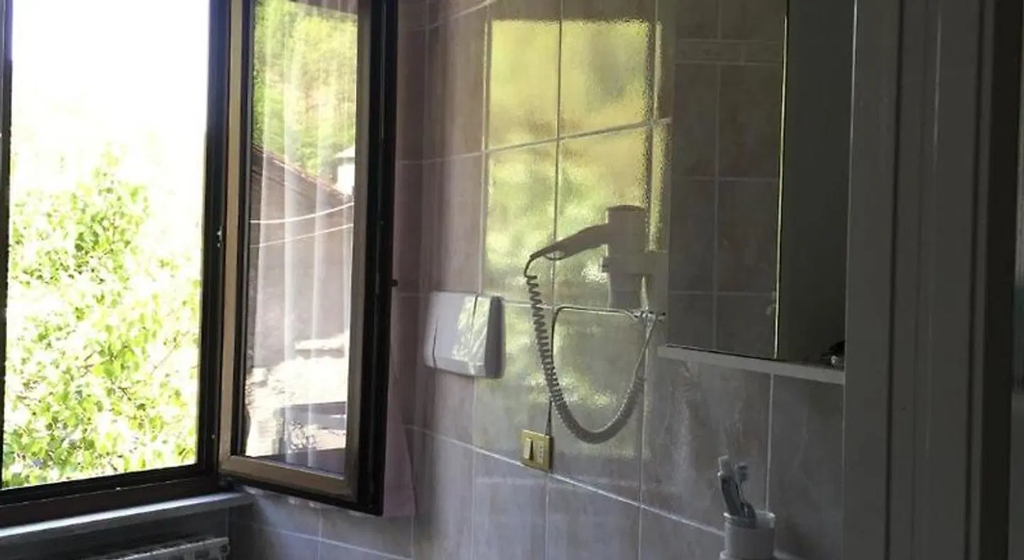 Hotel Iscla Badezimmer