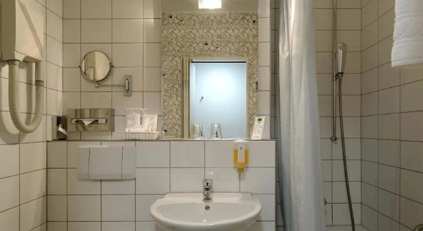 Sorell Hotel Merian Badezimmer