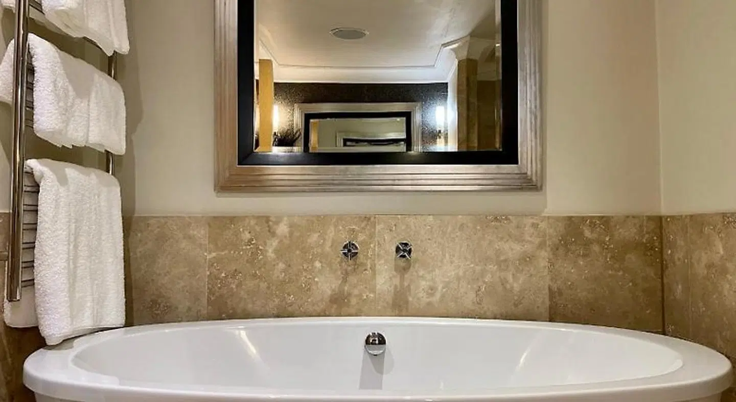 Alexander House Hotel and Utopia Spa Badezimmer