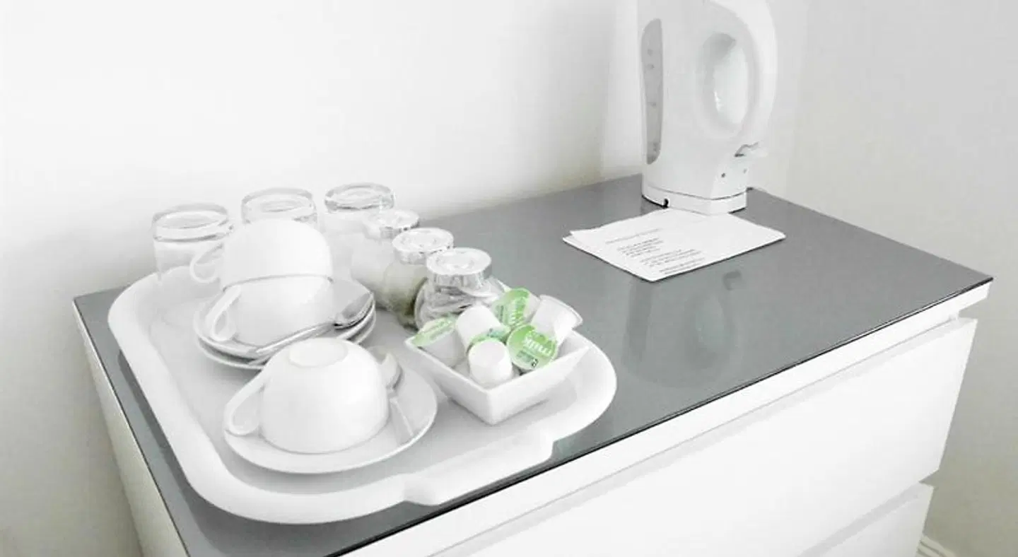 Kew B&B MODEL_IMPRESSION