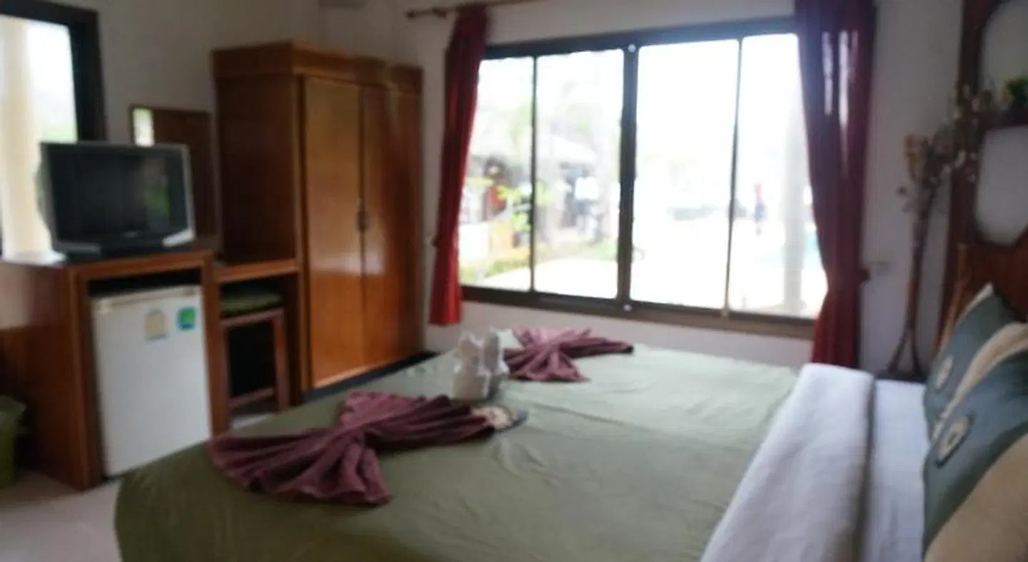 Moonwalk Lanta Resort ROOM_EXAMPLE