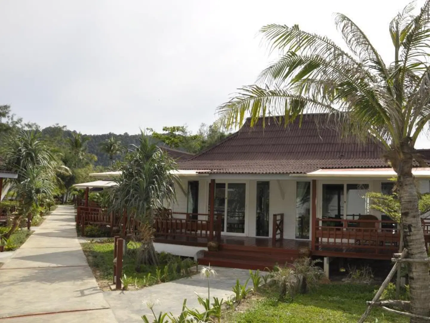 Nakara Long Beach Resort Terrasse