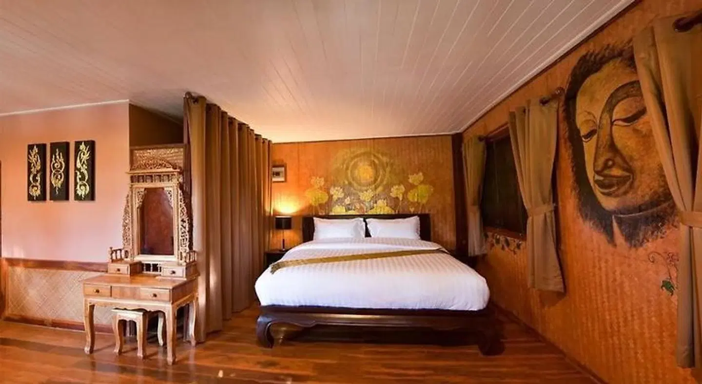 The Wes Village ROOM_EXAMPLE