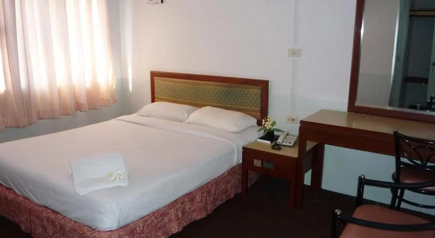 Wattana Trang Hotel ROOM_EXAMPLE