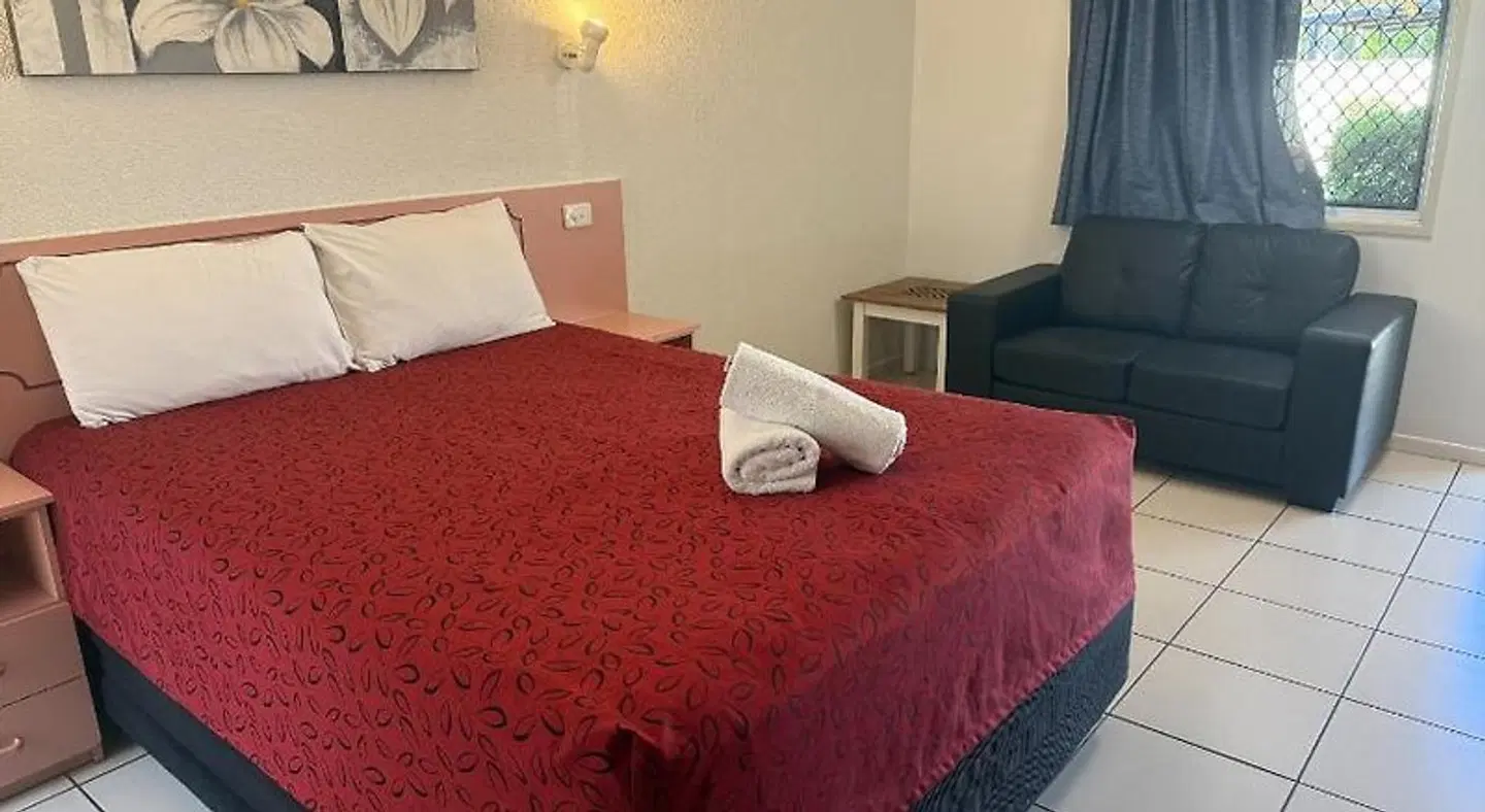 Emerald Highlands Motel ROOM_EXAMPLE