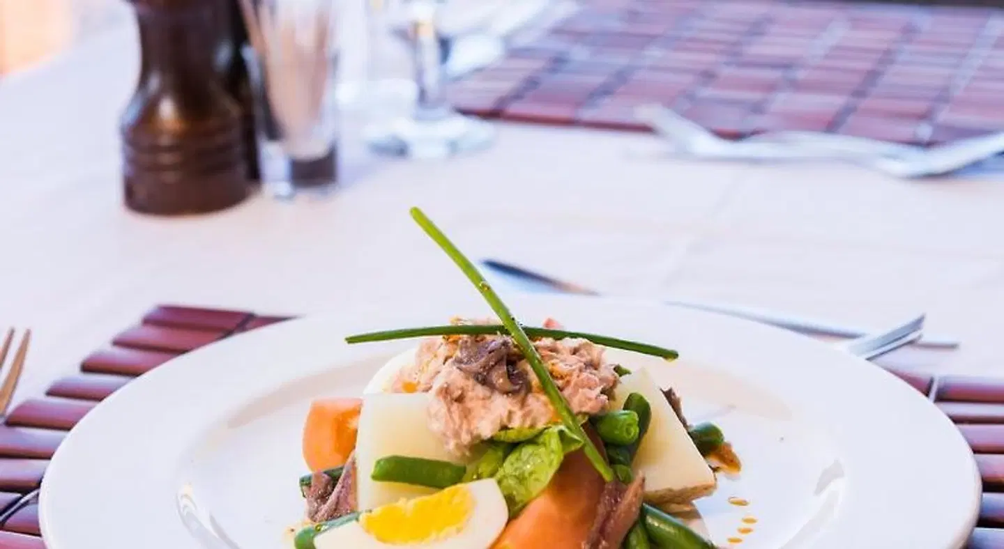 aha Thakadu River Camp Restaurant