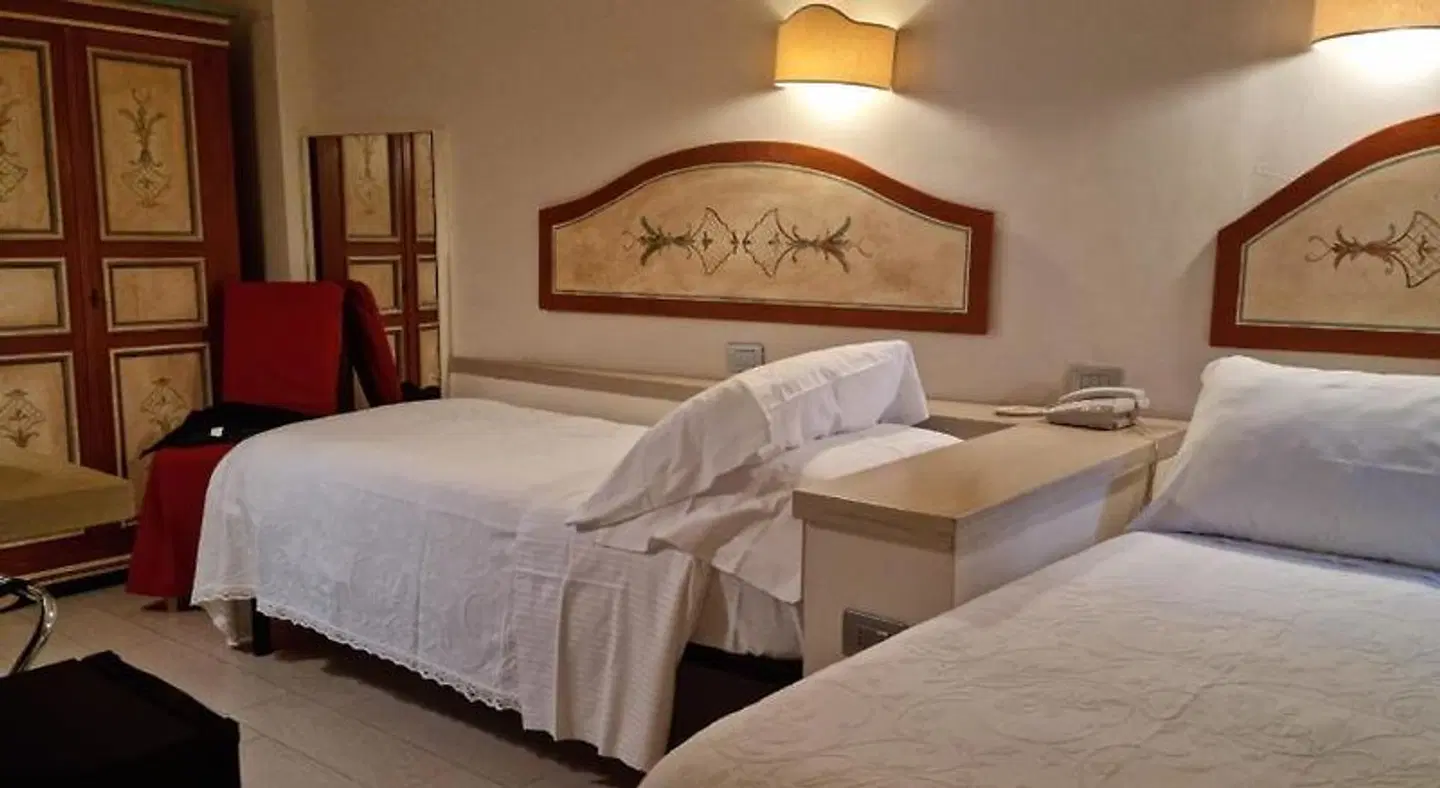 Virgilio ROOM_EXAMPLE