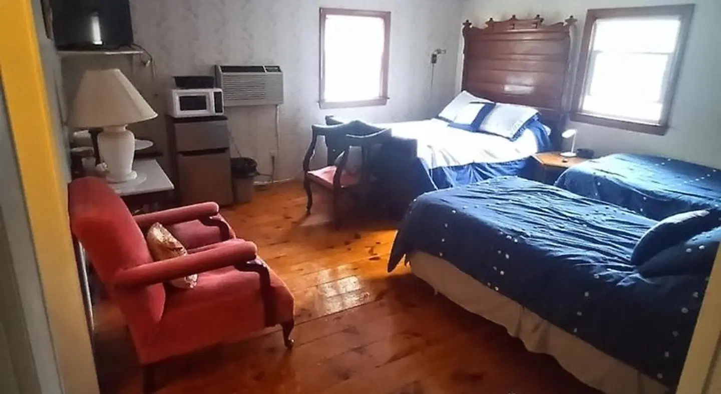 Sea Breeze Inn ROOM_EXAMPLE