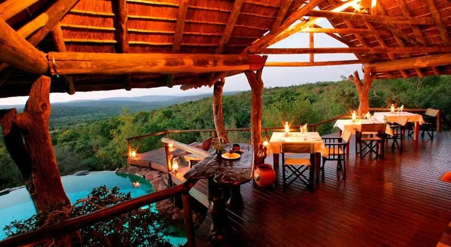 Nedile Lodge Terrasse