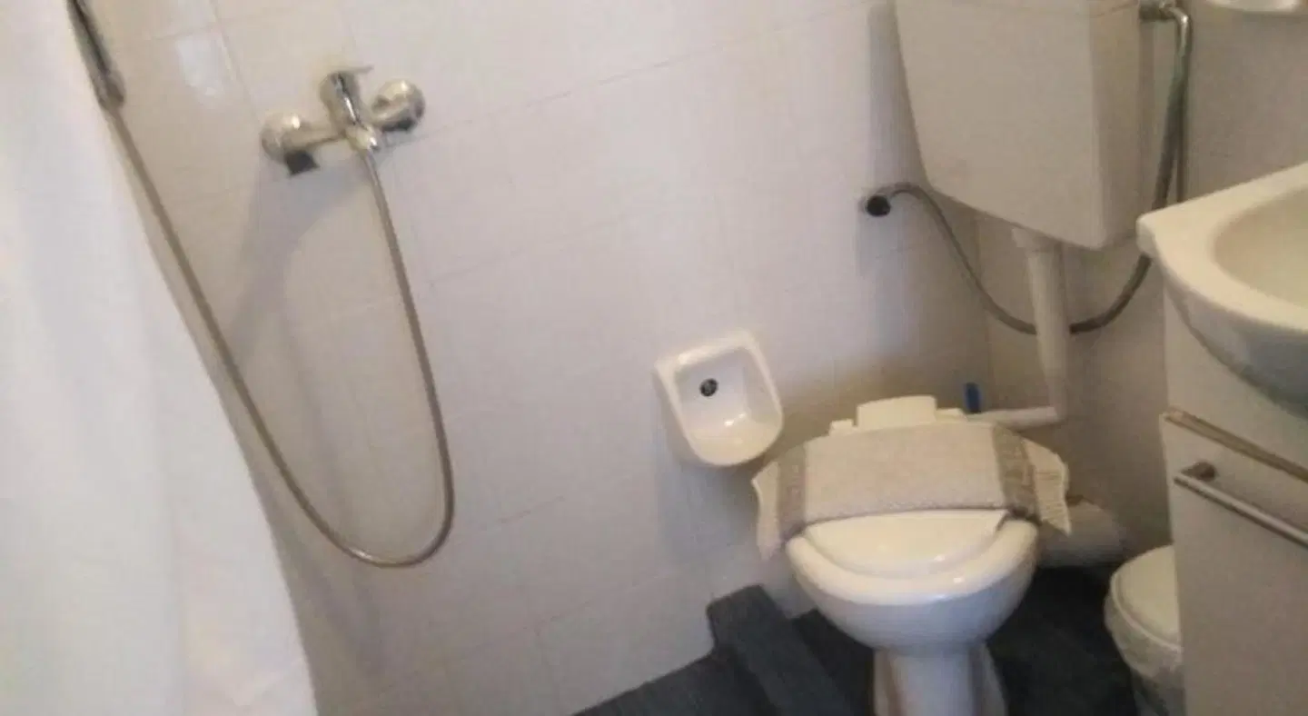 Giota Rooms Badezimmer