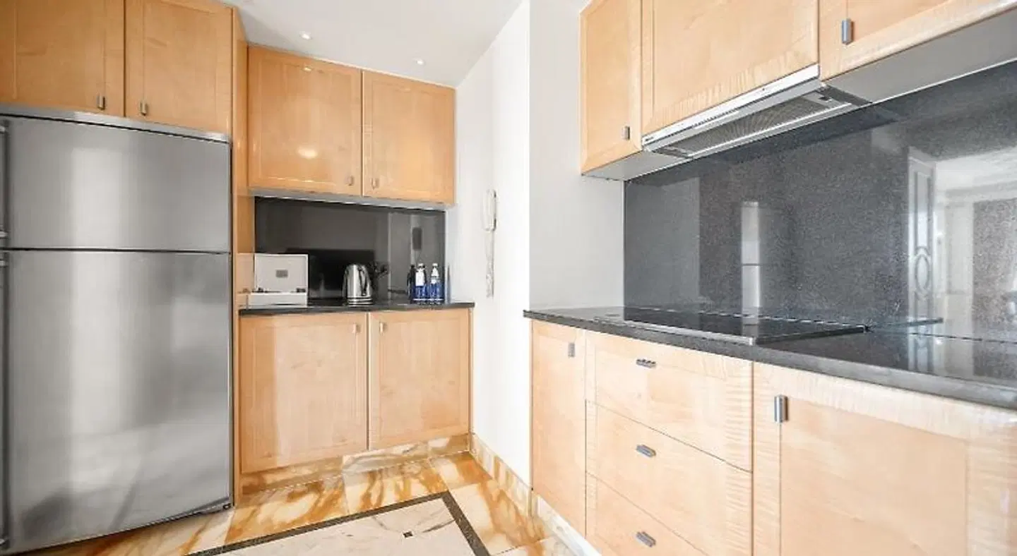 Imperial Hotel Gold Coast ROOM_EXAMPLE