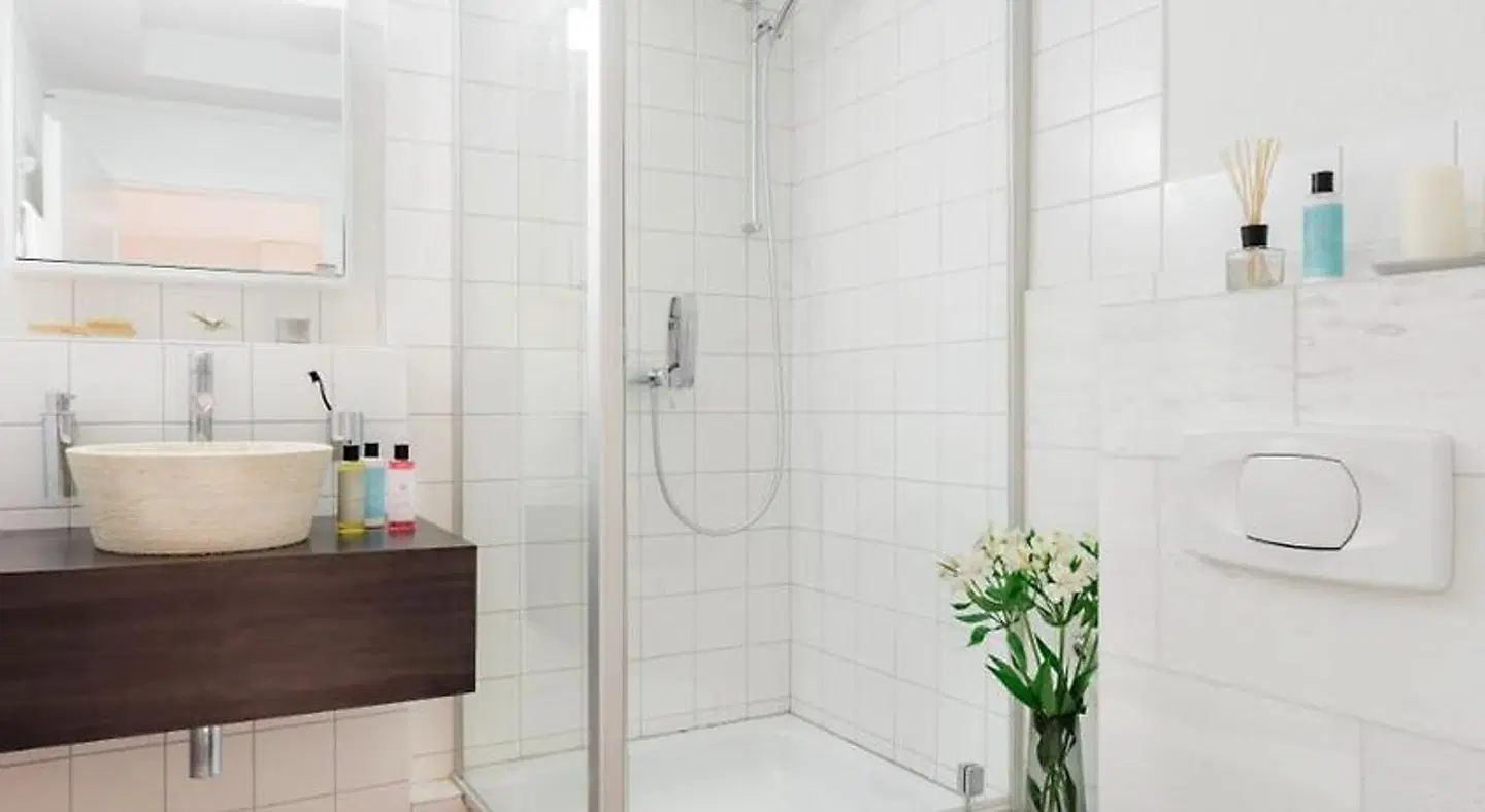 VISIONAPARTMENTS Zug Baarerstrasse Badezimmer