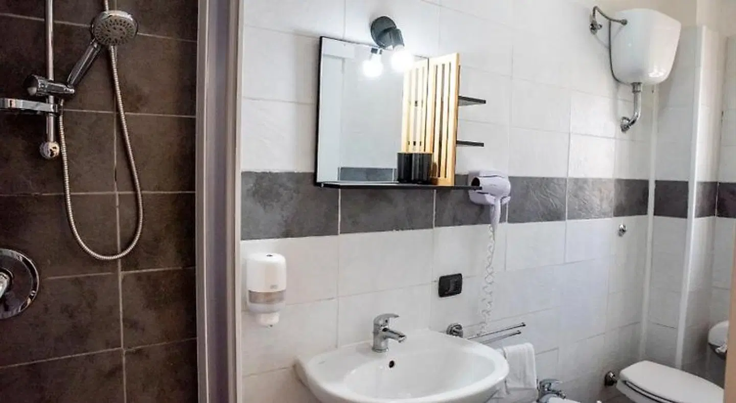 Hotel Solaris Paestum Badezimmer