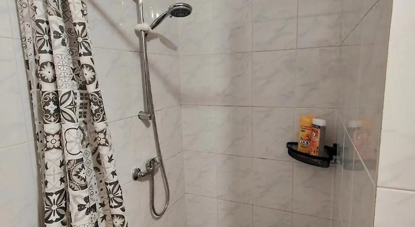 Crezilles Hôtes Badezimmer