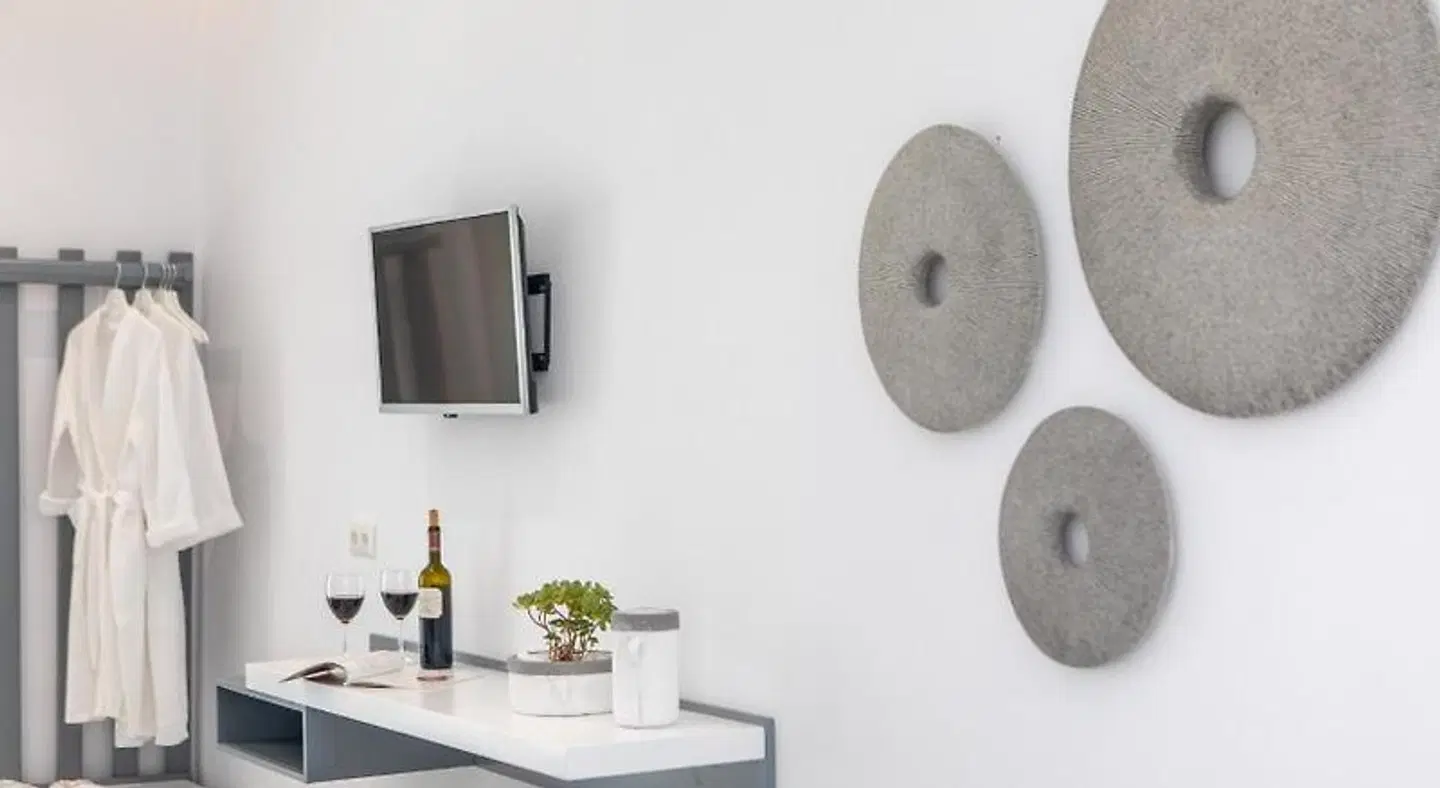 Crystal Mare Suites MODEL_IMPRESSION