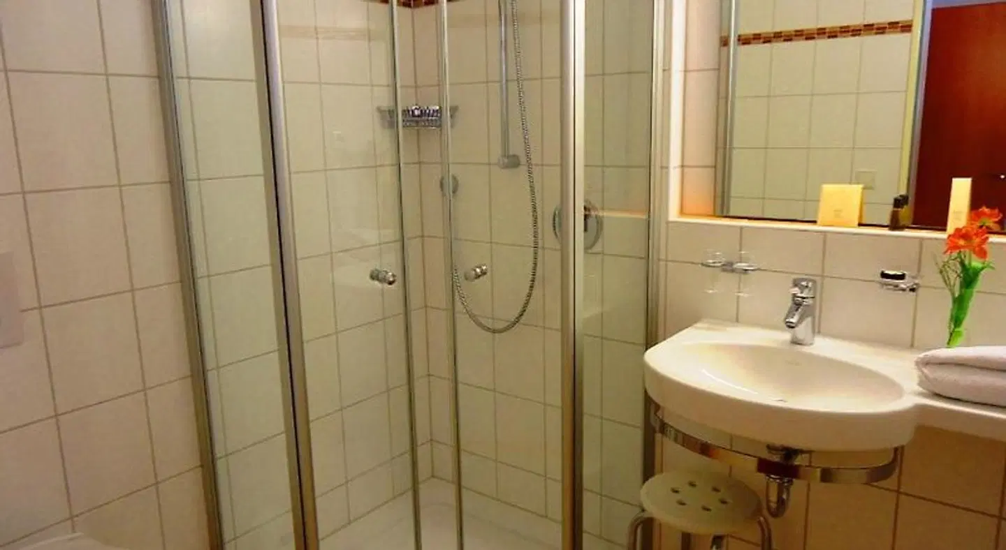 Hotel Gasthof Posthalter Badezimmer