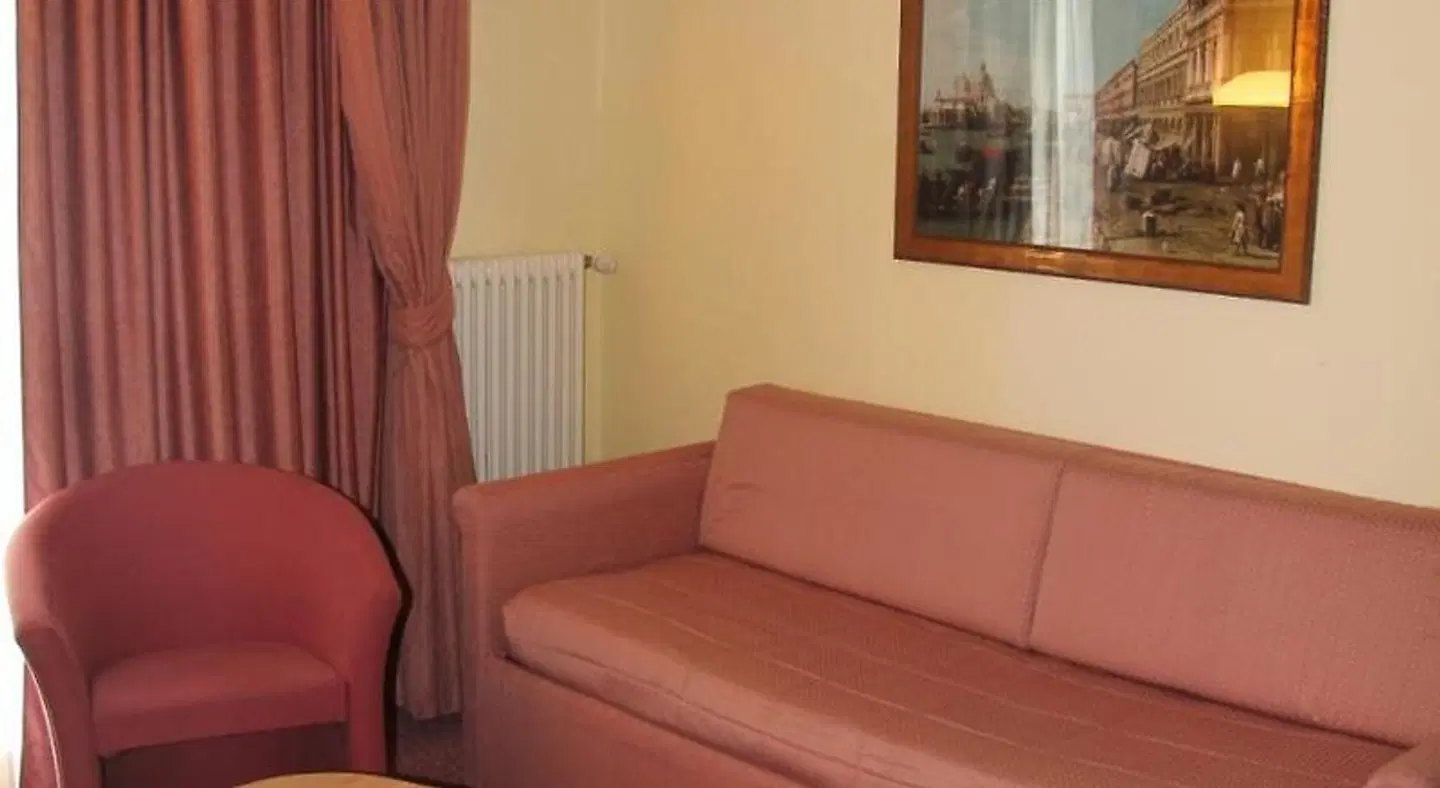 Villa Fiorita ROOM_EXAMPLE