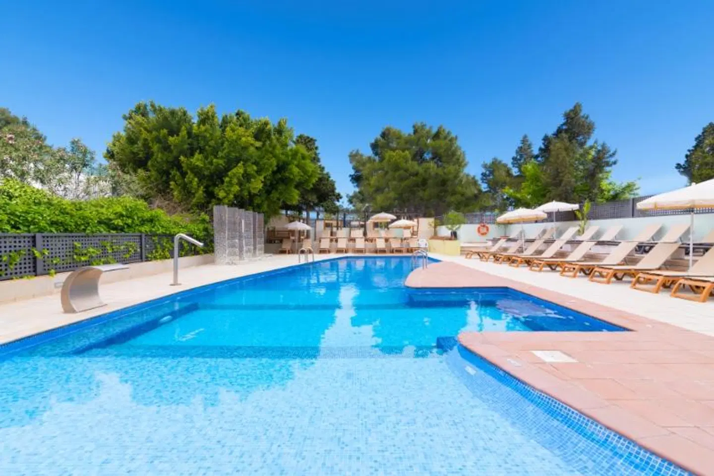 azuLine Bergantin OUTDOOR_POOL