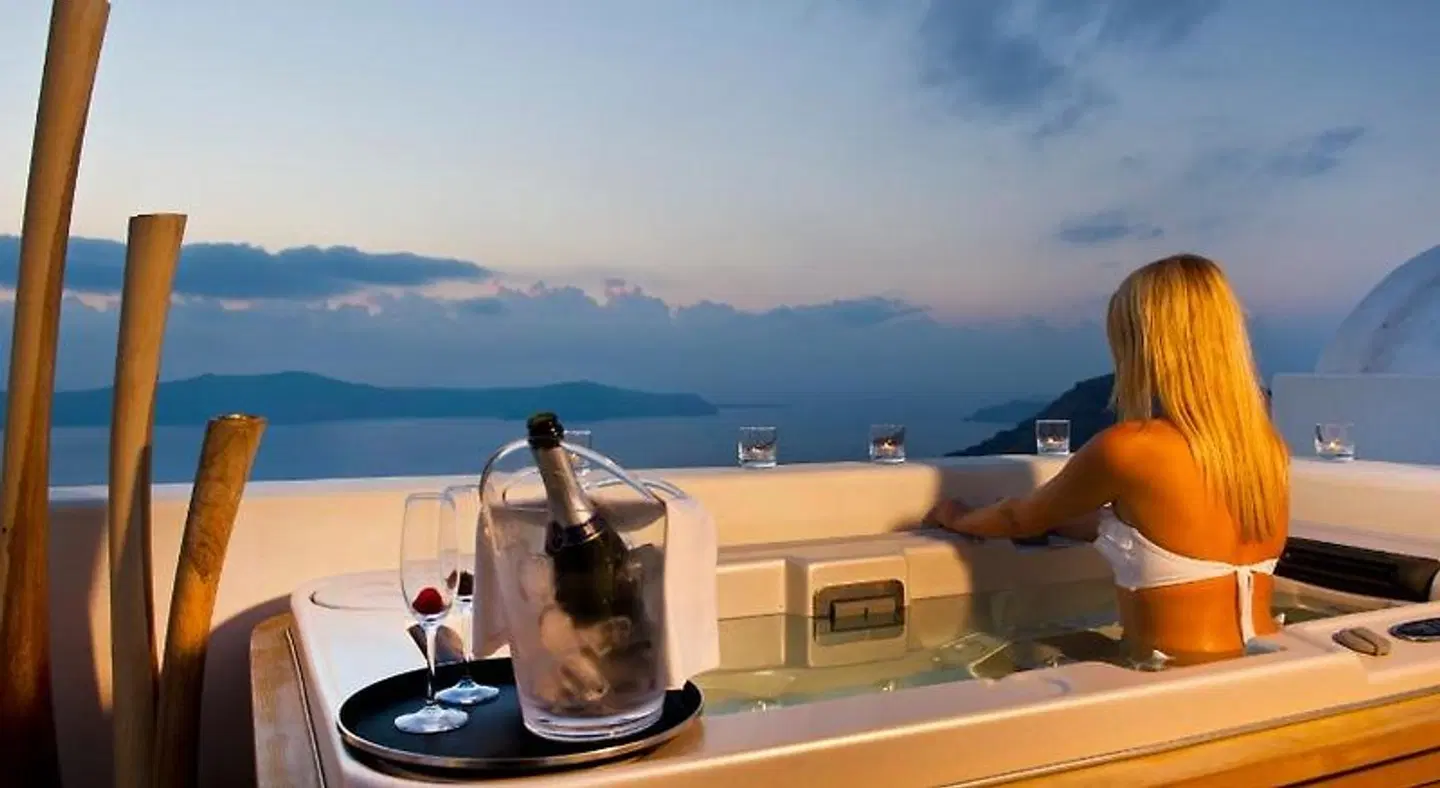 Allure Suites TERRACE