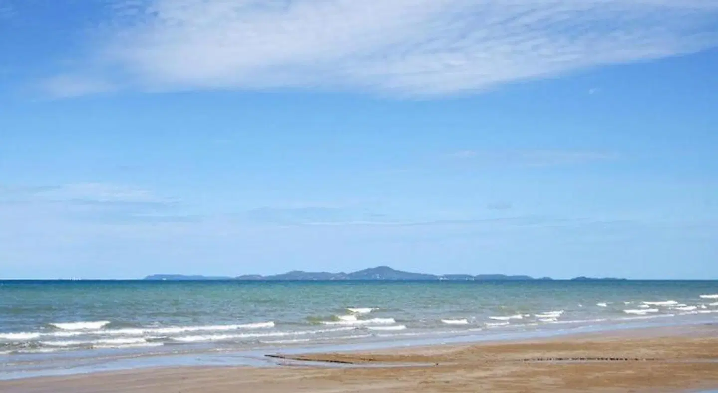 Lotusland Resort BEACH