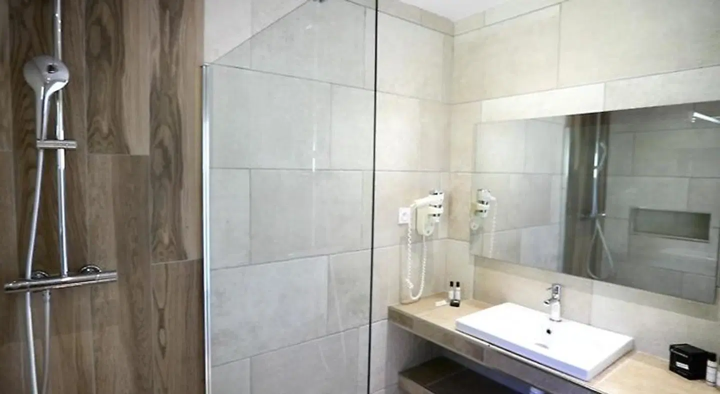 Résidence La Plage BATHROOM