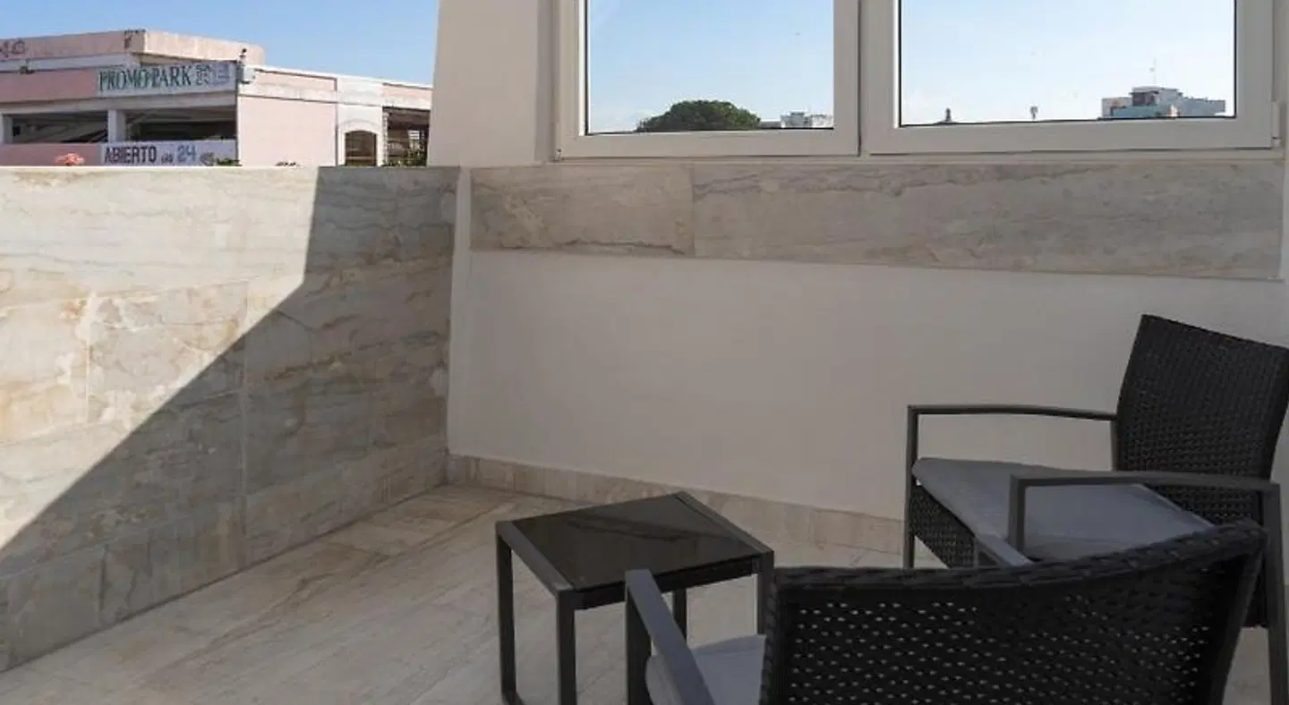 Hawaii Hotel TERRACE