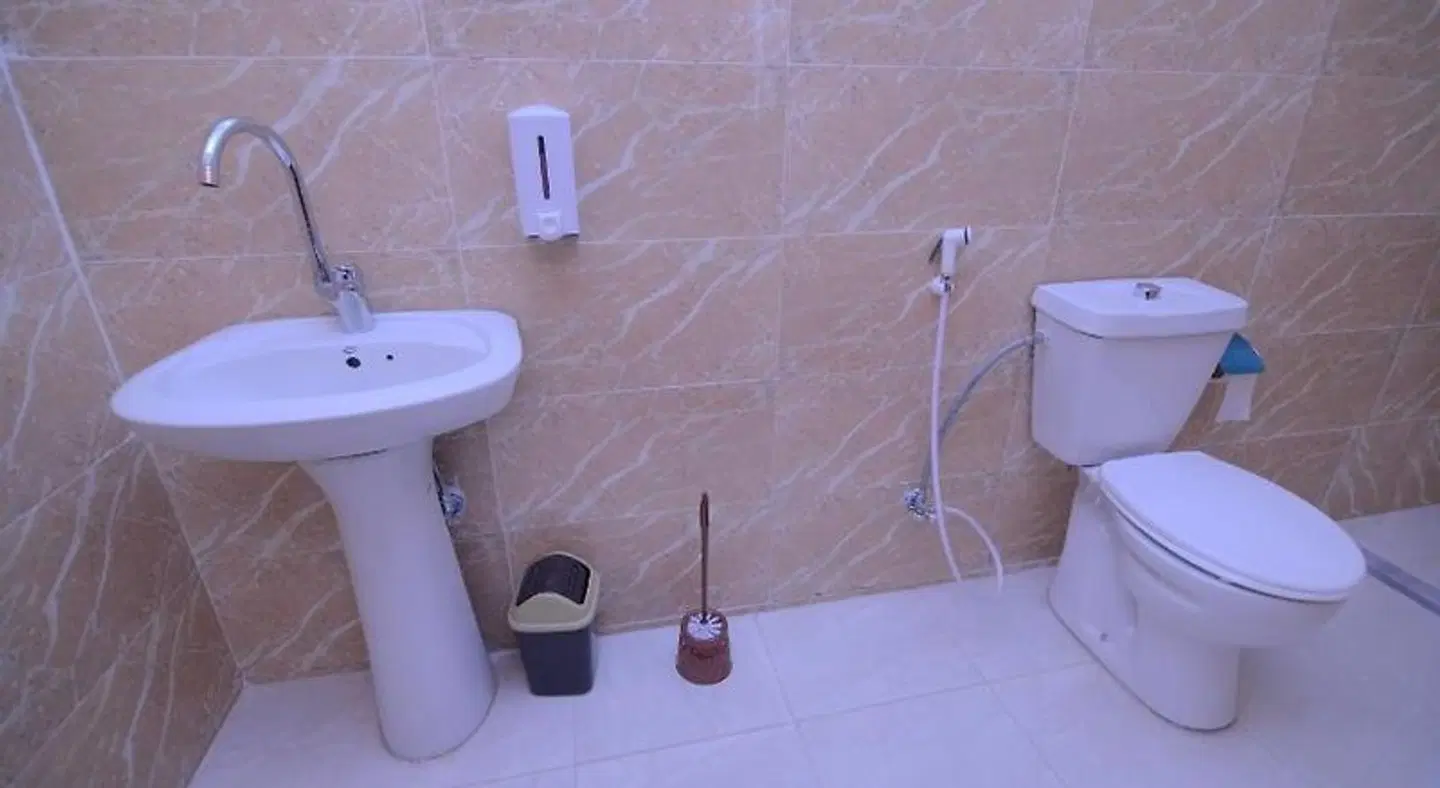 Petra Lion Hotel BATHROOM