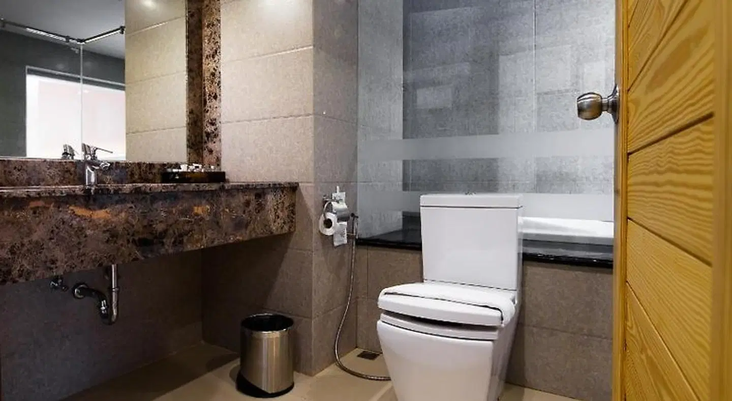 Balihai Bay Pattaya BATHROOM