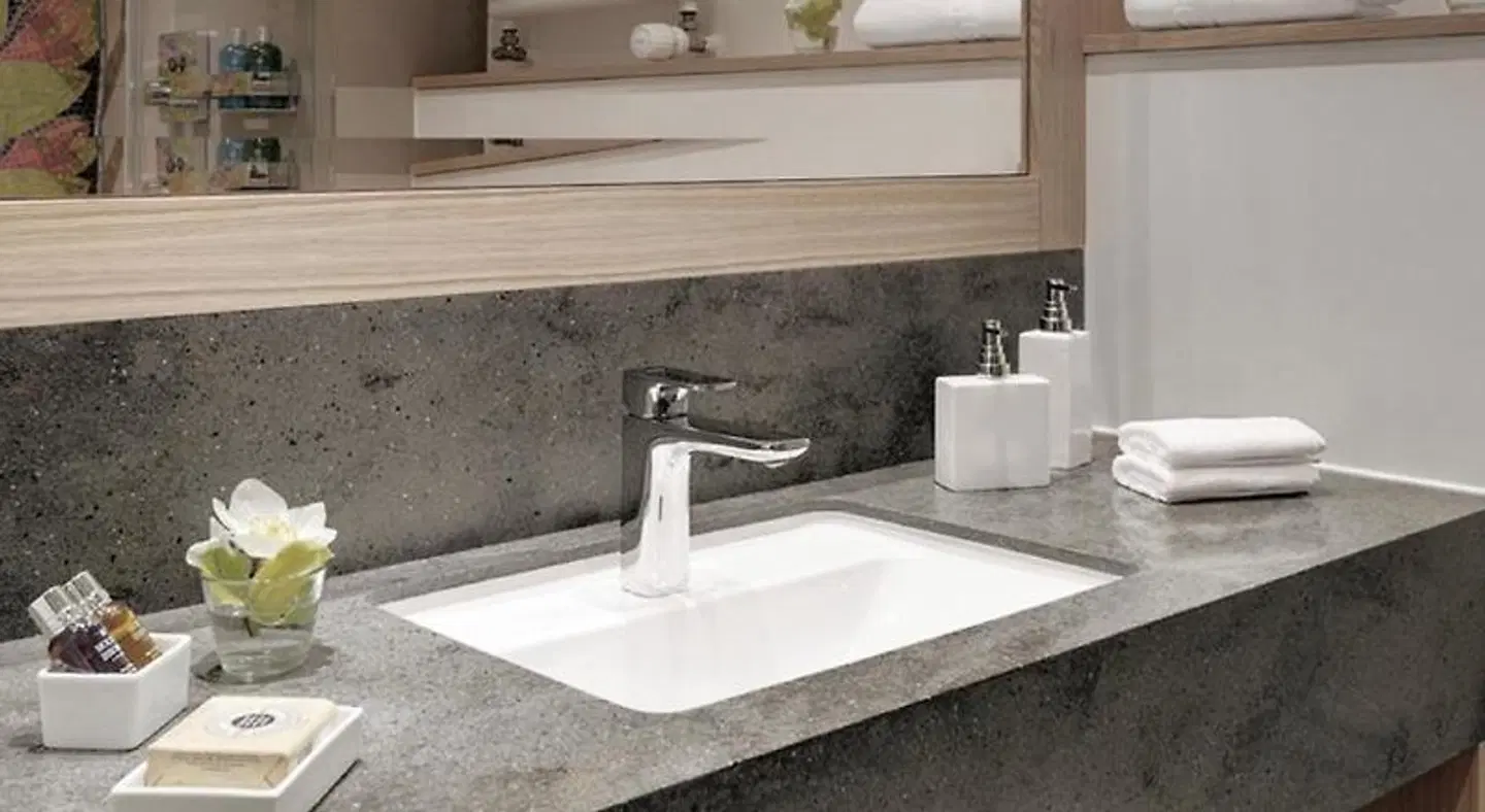 Wellenberg BATHROOM