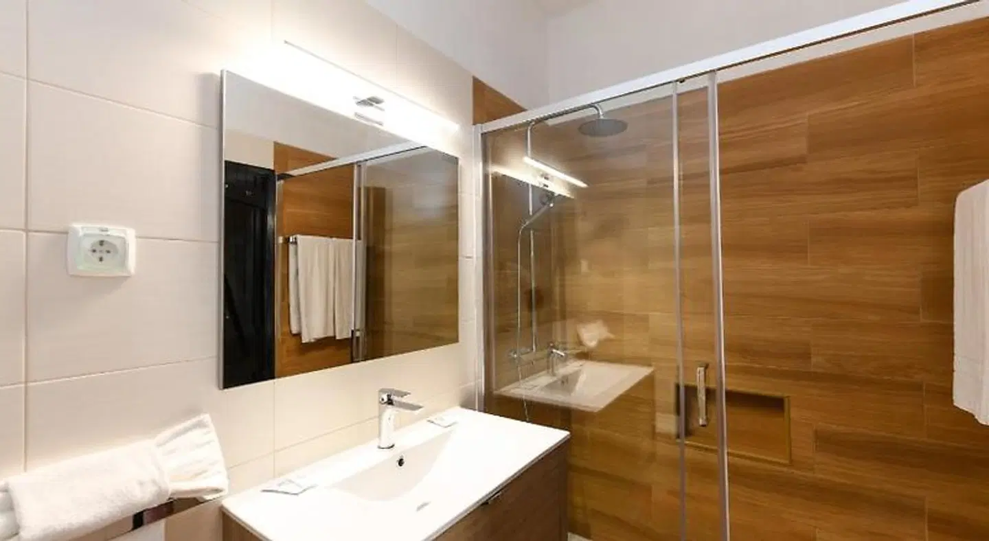 Pedras da Rainha BATHROOM