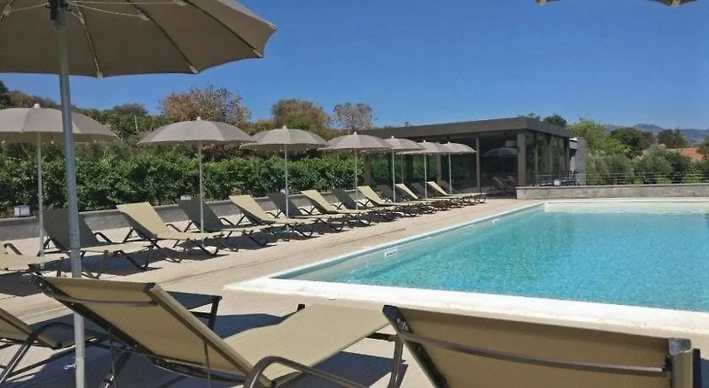 Cavanera Etnea Resort & Wine Experience OUTDOOR_POOL