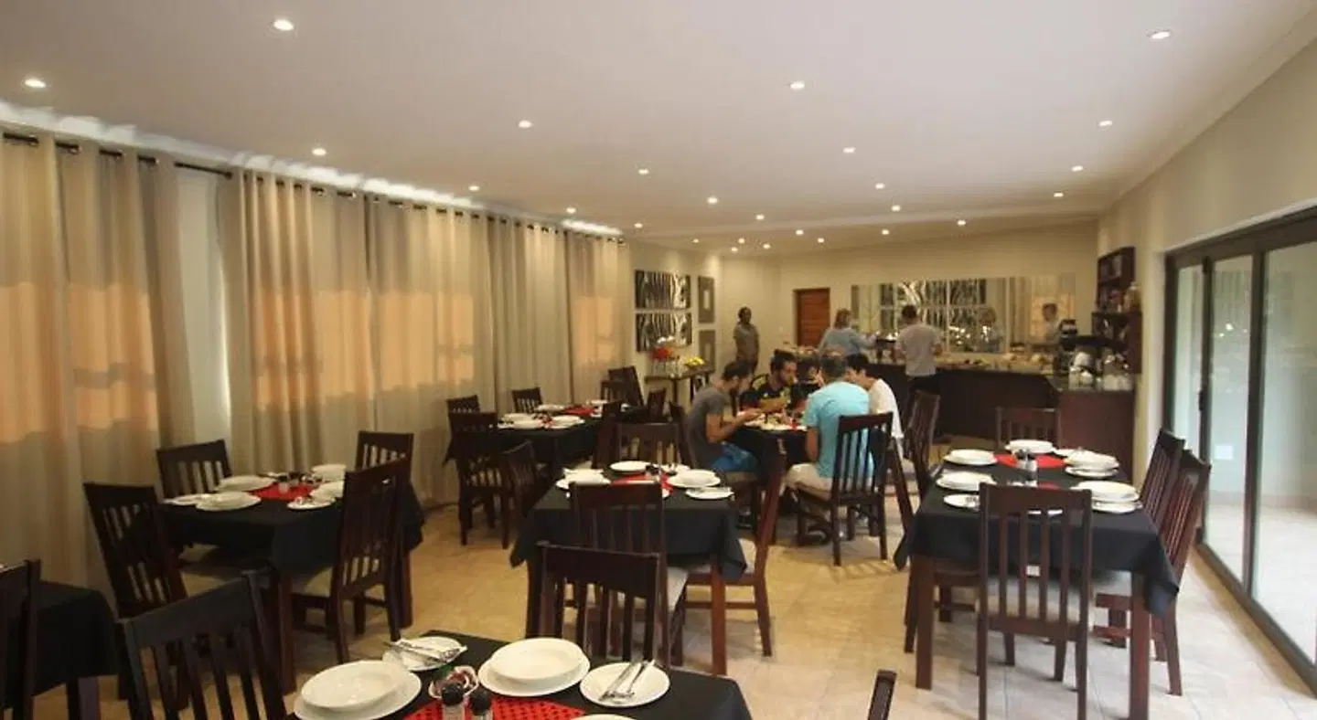 Forest Lodge RESTAURANT