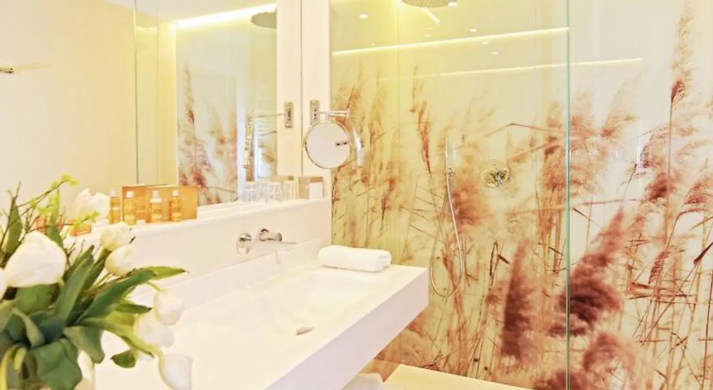 Vier Jahreszeiten BATHROOM