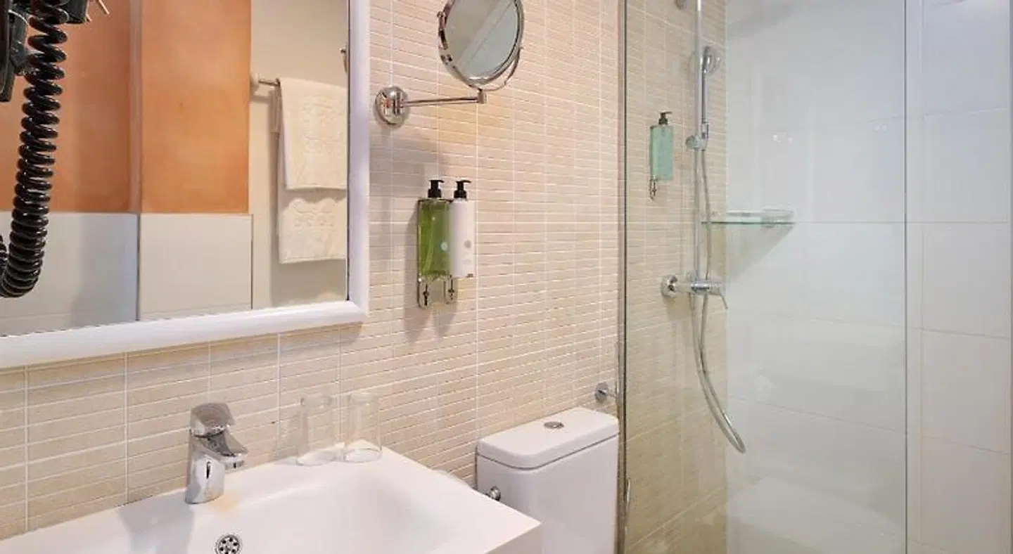 Cala Santanyí BATHROOM